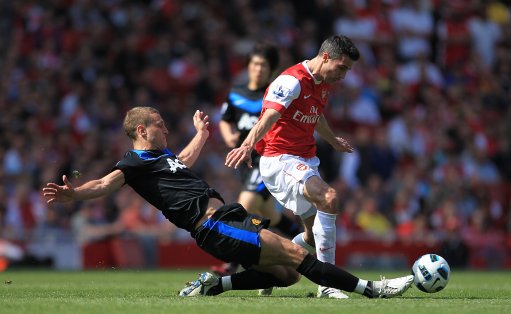 仅在于个别 仅在于个别